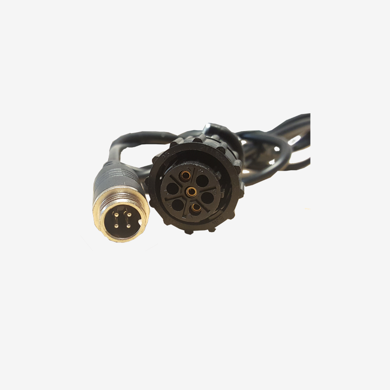 110577 – CNH høster, kamera kabel under kabine